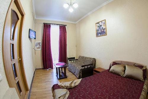 Chornovola Avenue | Lviv City Center
