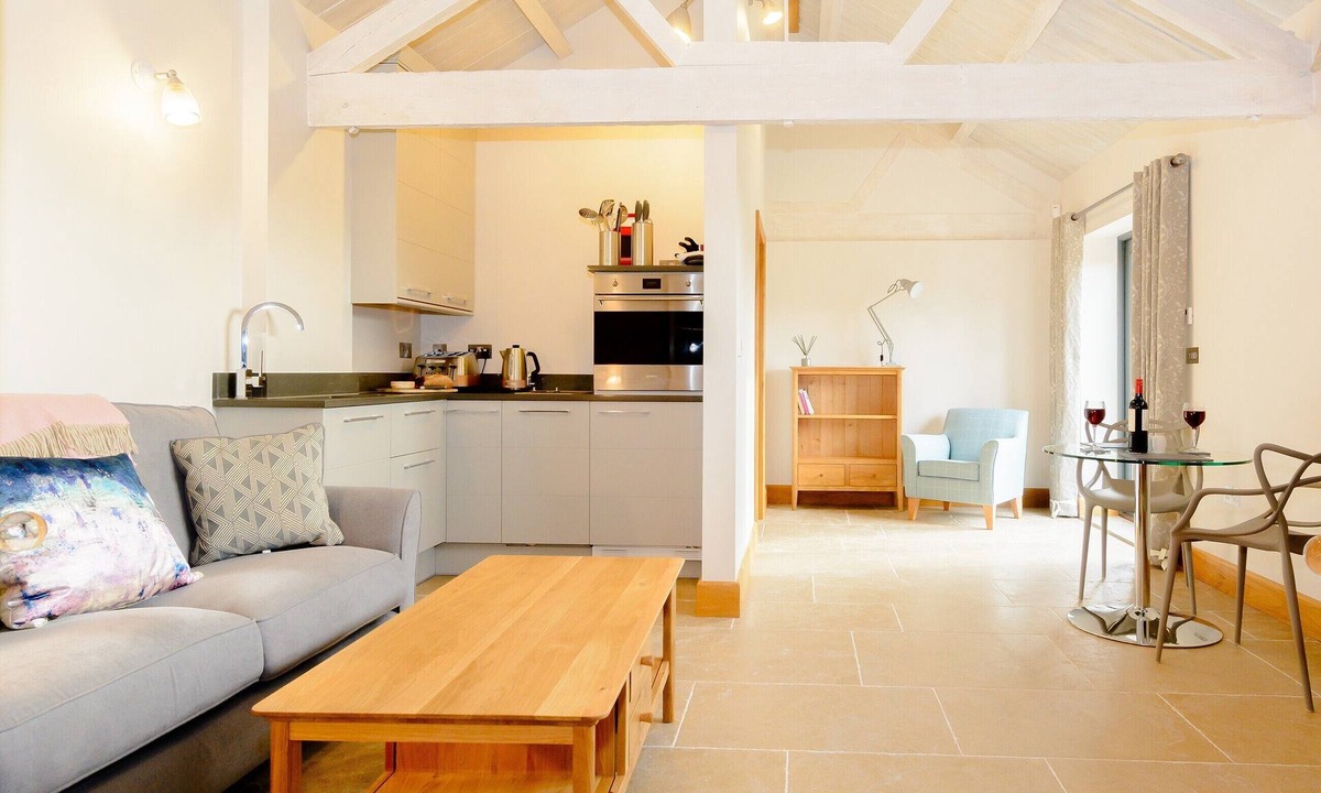 Accommodation Thornhill Royal Wootton Bassett | Broad Town
