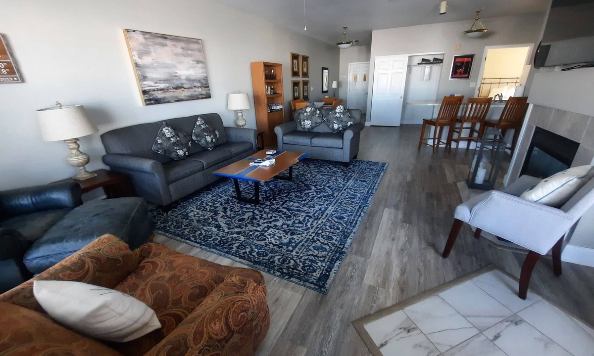 Premium Lakefront | Delavan Lake
