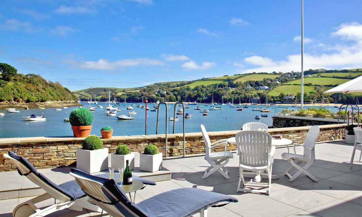 Island Quay St | Salcombe