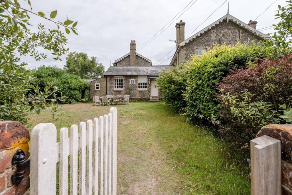 Shellpit Cottages Thorpeness Air Manage Suffolk | Leiston