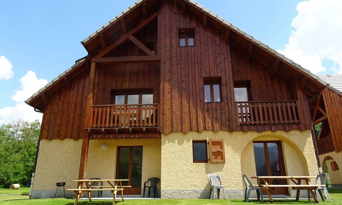 People Jacuzzi | La Chapelle-en-Valgodemard