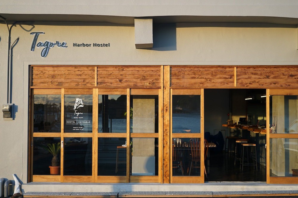 Tagore Harbor Hostel | Hedamura