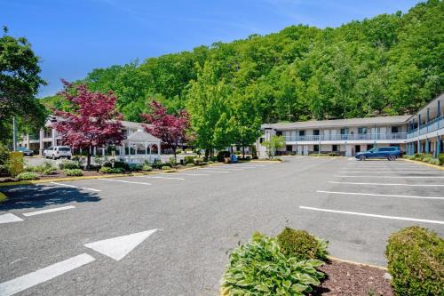 Americas Value Inn Torrington Ct | Torrington