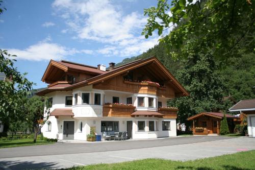 Mayrhofen | Hollenzen