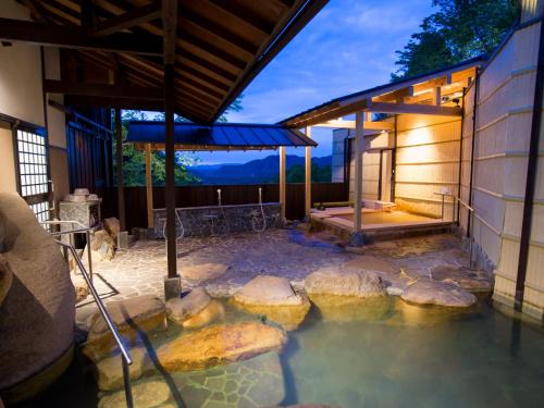 Arima Onsen Motoyu Ryuusenkaku | Kita Ward