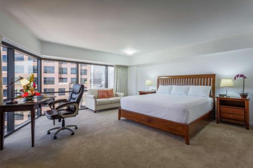 Aston At The Centre Hotel | Downtown Honolulu