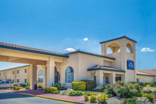 Baymont | Tehachapi