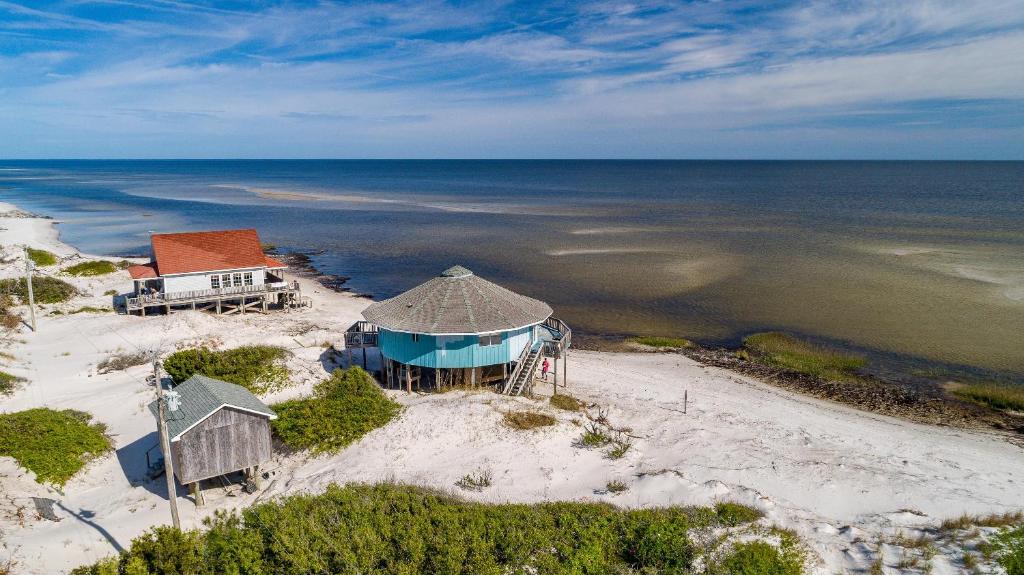 Beach Privacy Serenity | Cedar Island