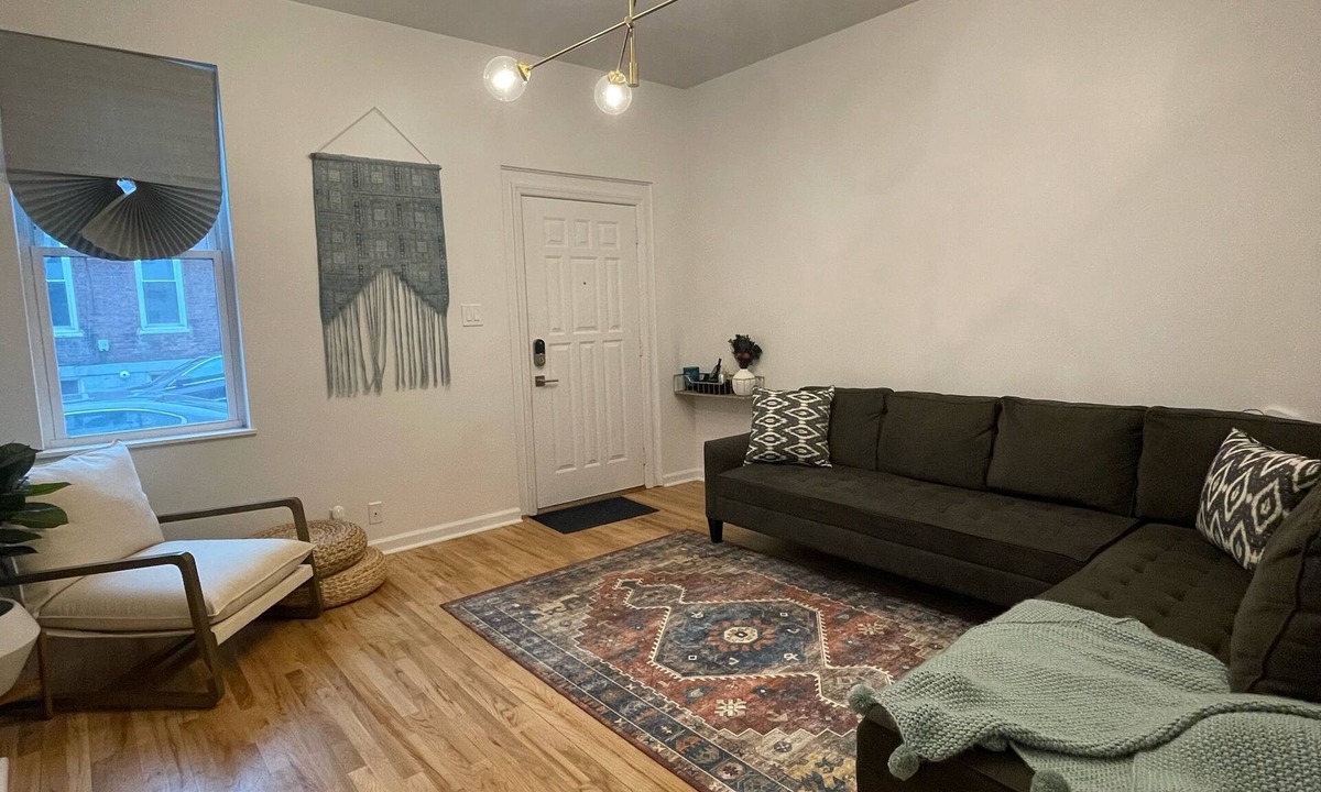 Cozy The Heart Of Lawrenceville | Lawrenceville