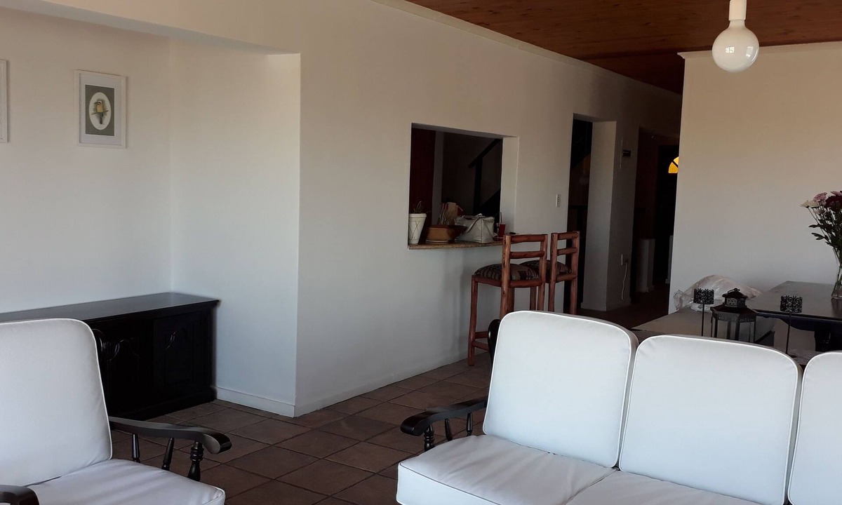 Bella Vita Accommodation Table | Flamingo Vlei