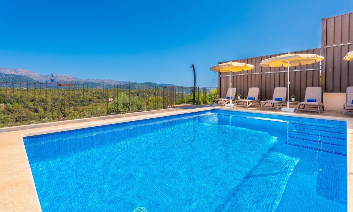 Jaume Fuster Villa | Buger