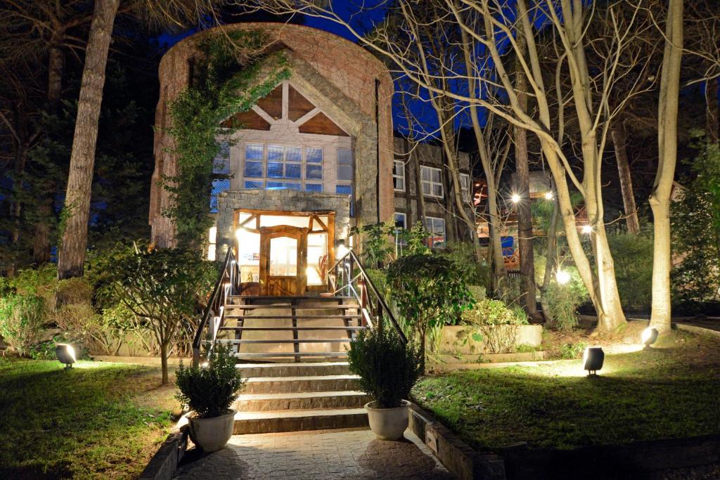 Carilo Village Hotel | Carilo