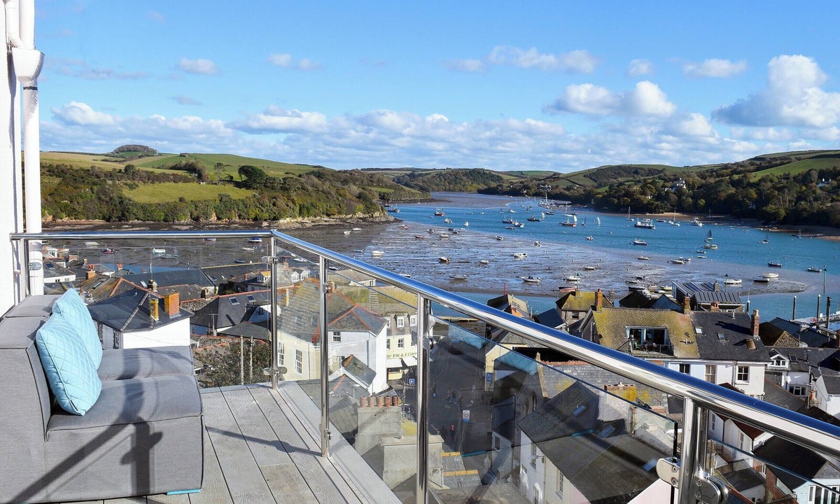 Charborough | Salcombe
