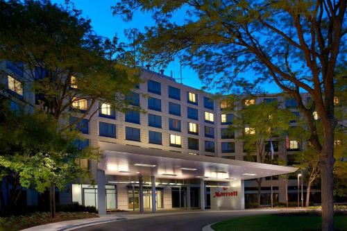 Wells Apartments St Chicago | Naperville