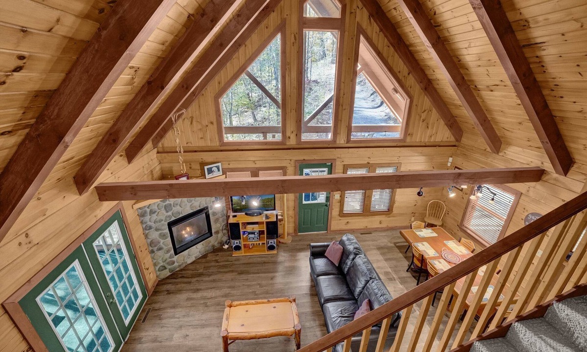 Hummingbird Hills | Rockbridge