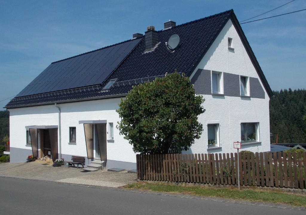 Garden Surroundings | Tettscheid