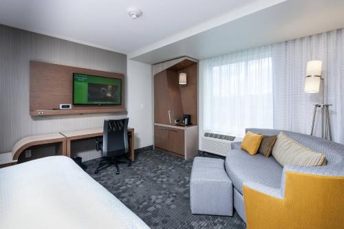 Courtyard | Littleton