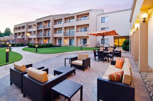 Courtyard | Huntsville