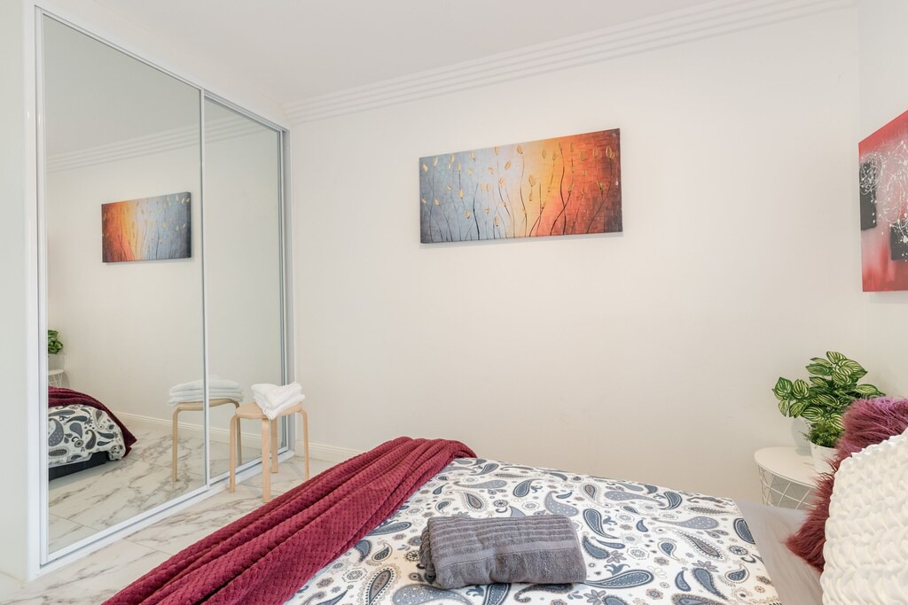 Cozy Duplex Bdrms | Glenfield