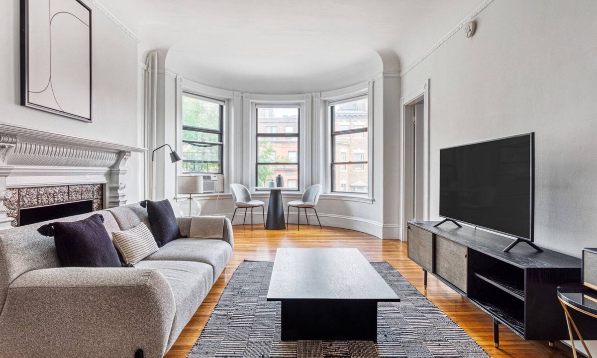 Boston Day Rentals | Back Bay West