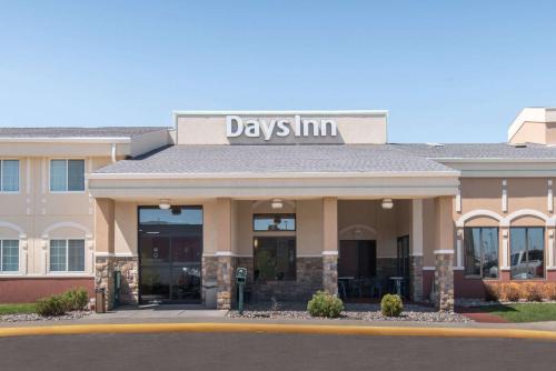 Days Inn | Minot