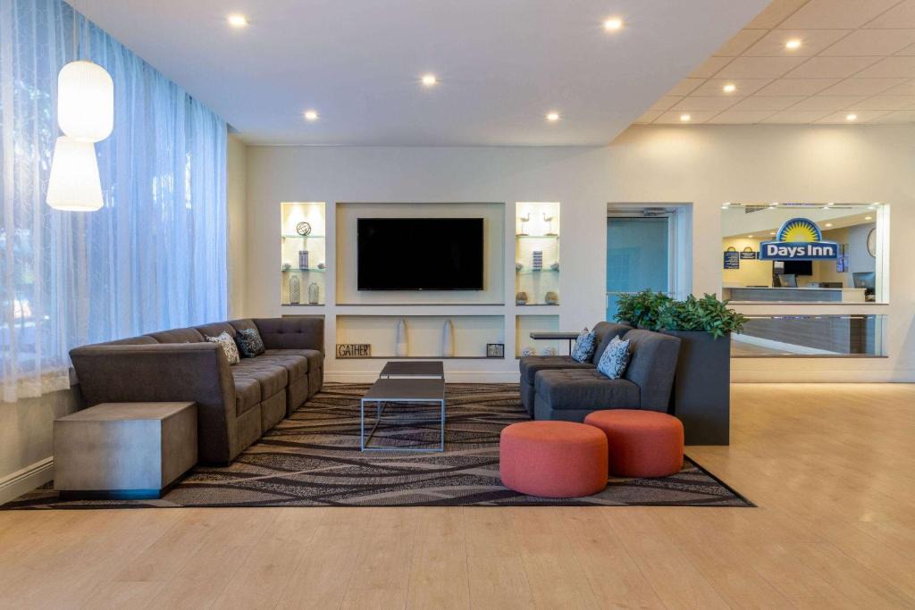Days Inn | Titusville