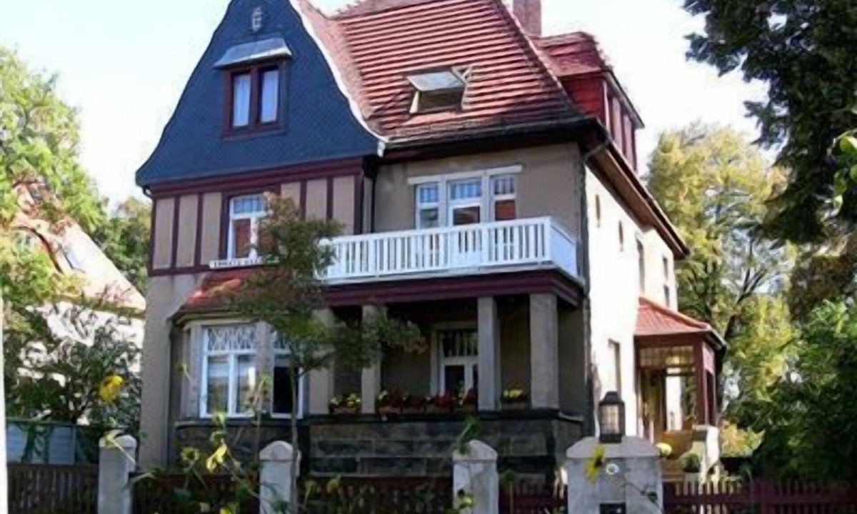 Villa Loschwitz | Radeberger Vorstadt