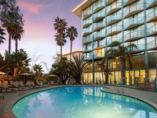 Doubletree | Mission Valley West
