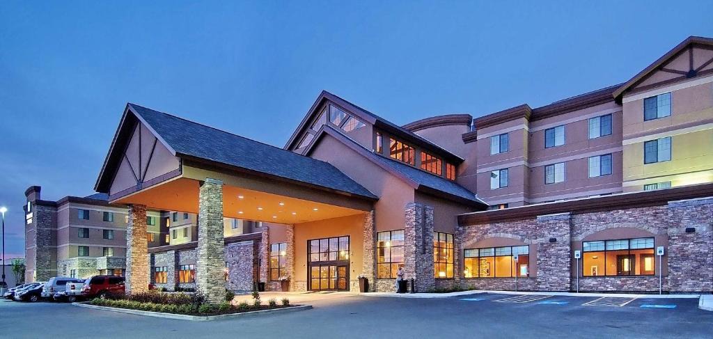 Embassy Anchorage | Midtown Anchorage