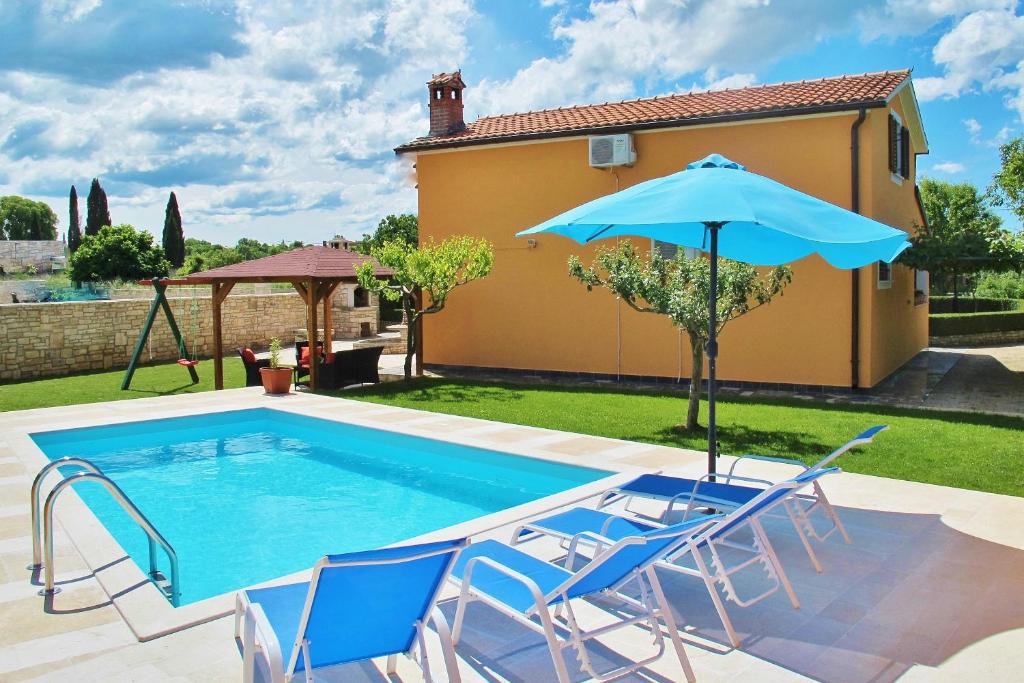 Swimming Sveti Petar U Šumi Central Istria Središnja Istra | Sveti Petar u Sumi