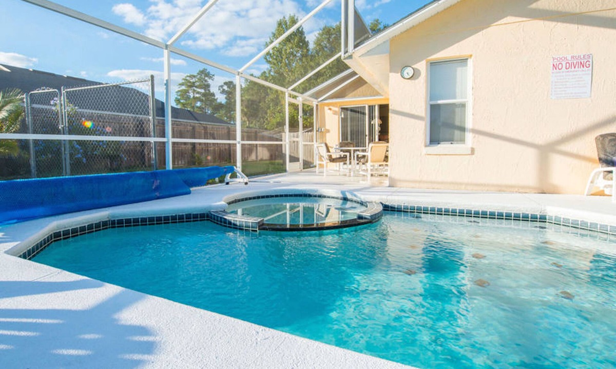 Windward Cay | Windward Cay