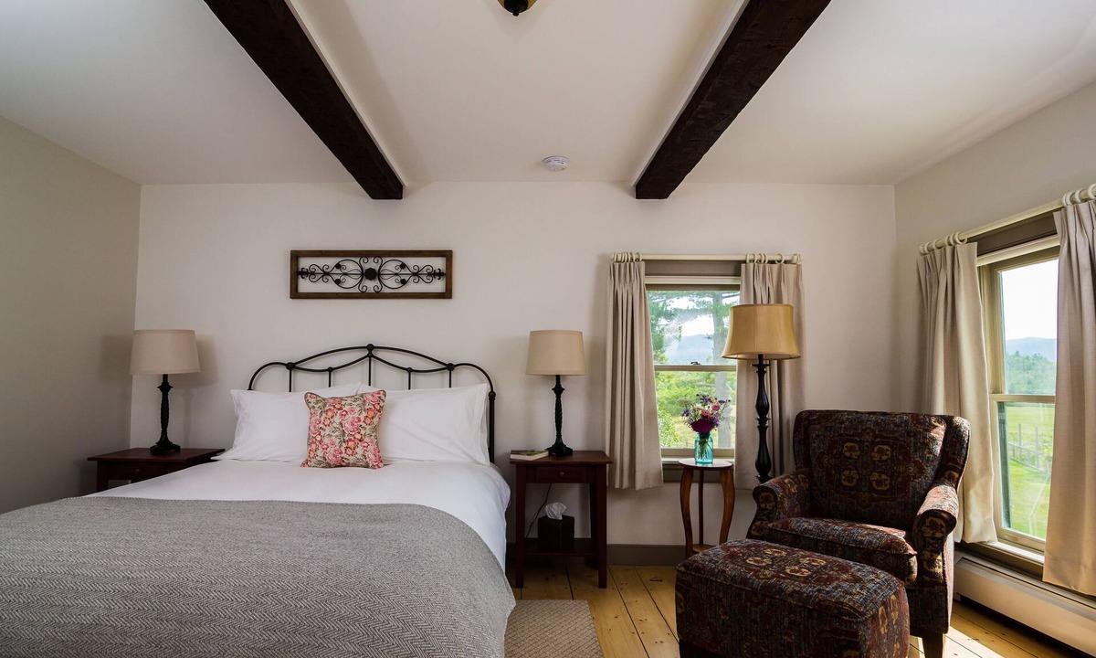 Bark Eater Inn Keene | Keene