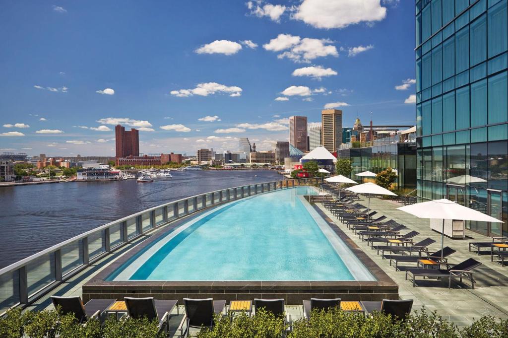 Seasons | Harbor East