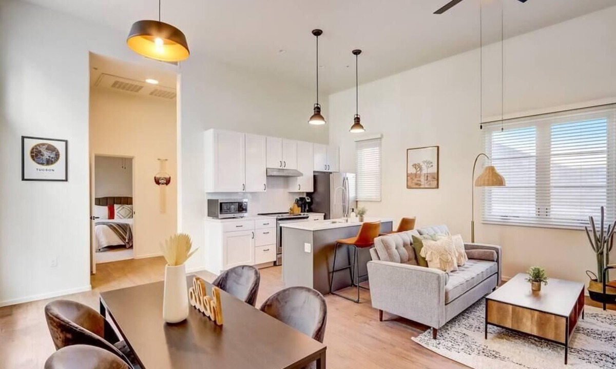 Frontdesk Br Downtown | Menlo Park