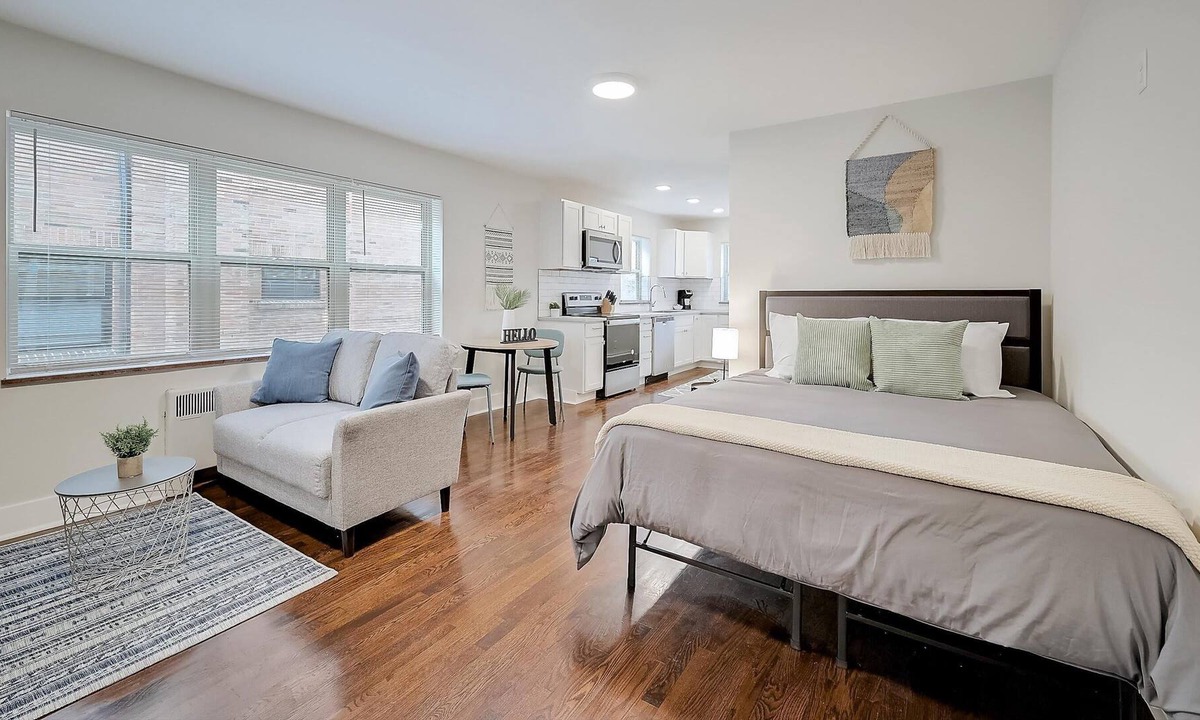 Frontdesk Walnut Hills | Walnut Hills