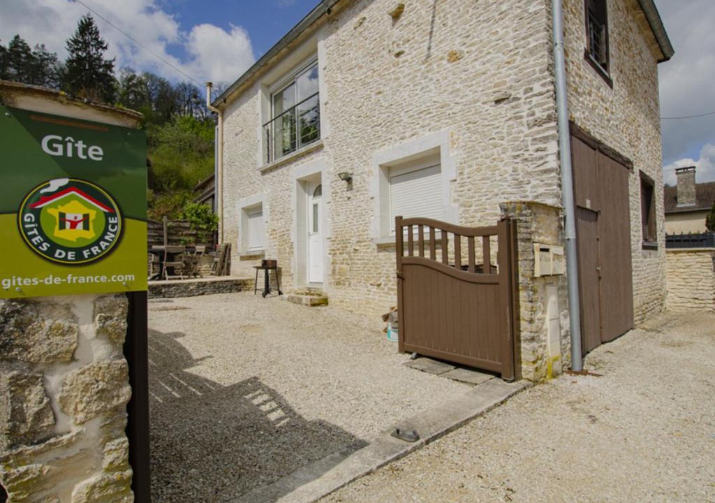 Gîte Spoy Pièces Personnes | Spoy