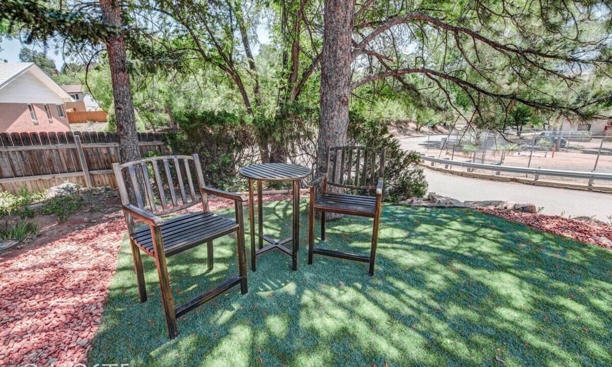 Mtn Dream Fireplace Patio | West Colorado Springs