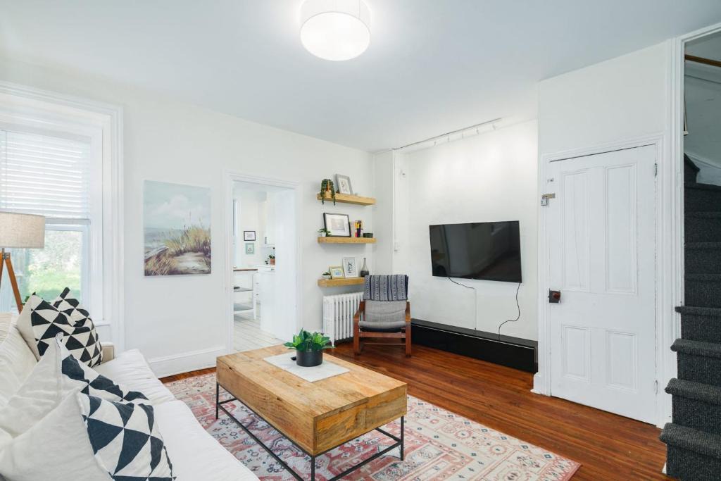 Backyard Patio | Roxborough-Manayunk