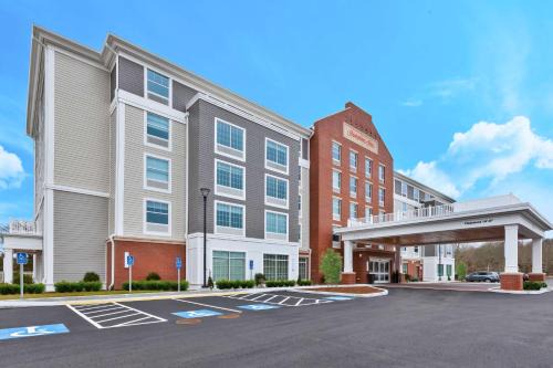 Hampton Inn Cape Cod Canal | Buzzards Bay