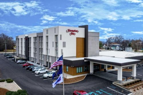 Inn | New Albany