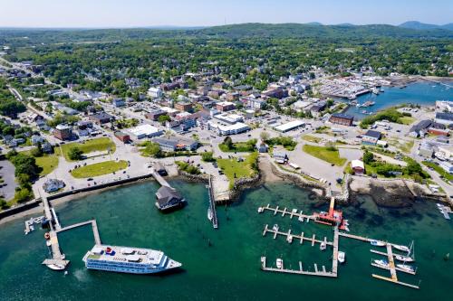 Trade Winds Inn | Rockland