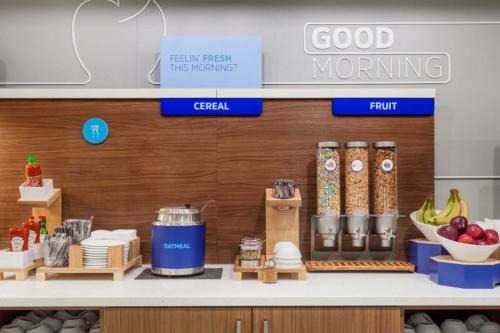 Holiday Inn Express Suites Locust Grove Ihg Hotel | Locust Grove