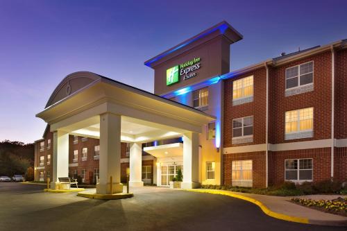 Holiday Inn Express Suites Manassas Ihg Hotel | Lakeview