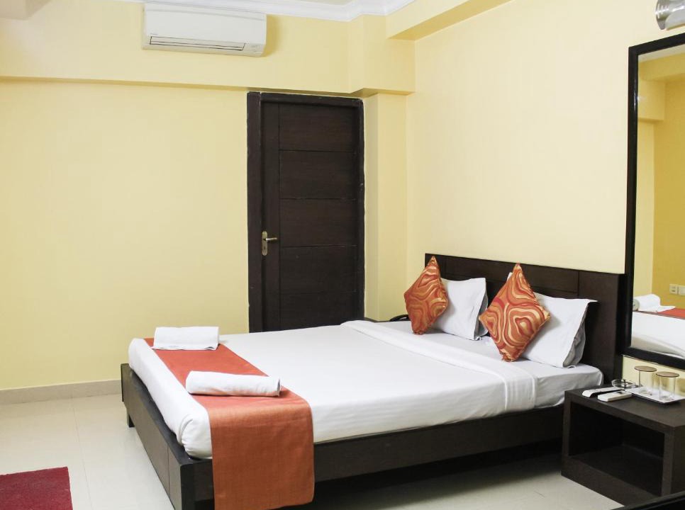 Hotel Thames | Kalighat