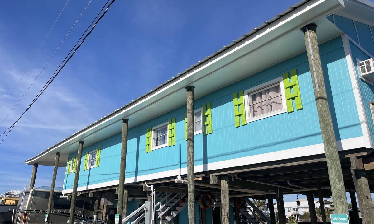 Island Palms | Grand Isle