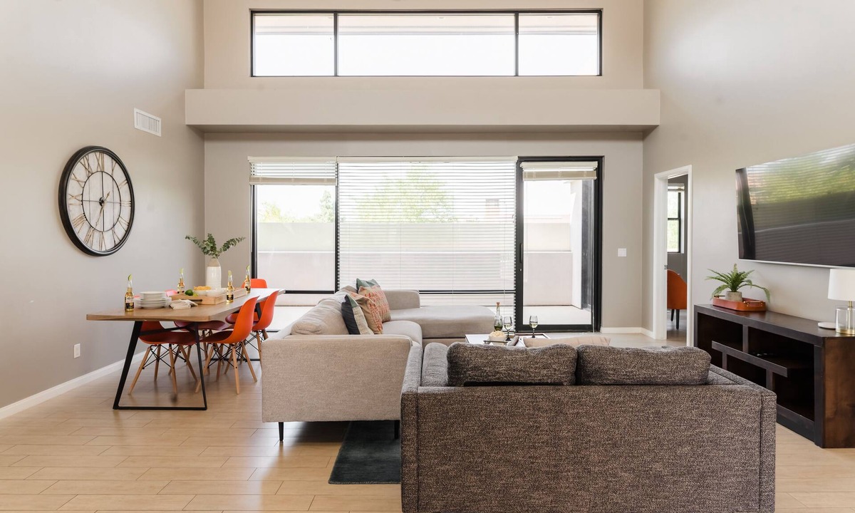 Scottsdale Premium Term Getaway Furnished Golf Cable Utilities | Civic Center Mall