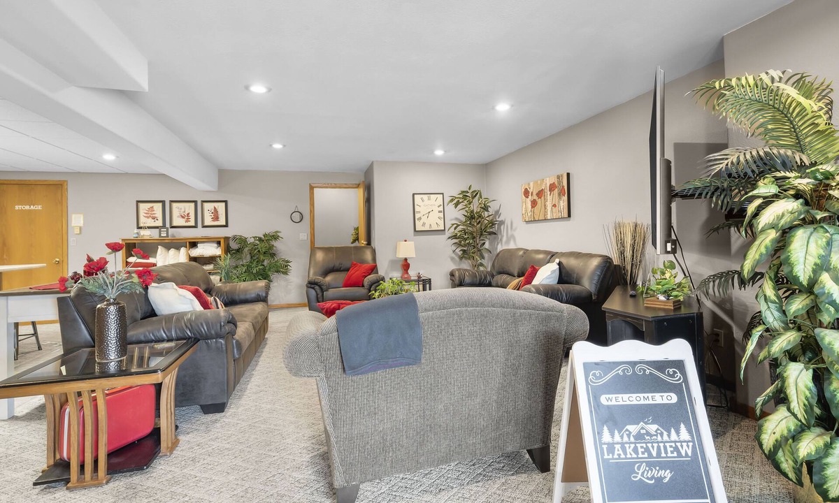 Lakeview Rental | Delhi