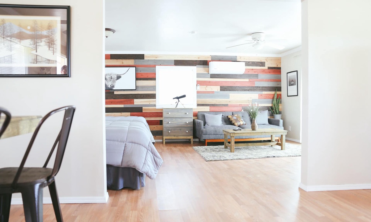 Lakeview Terrace | Wofford Heights