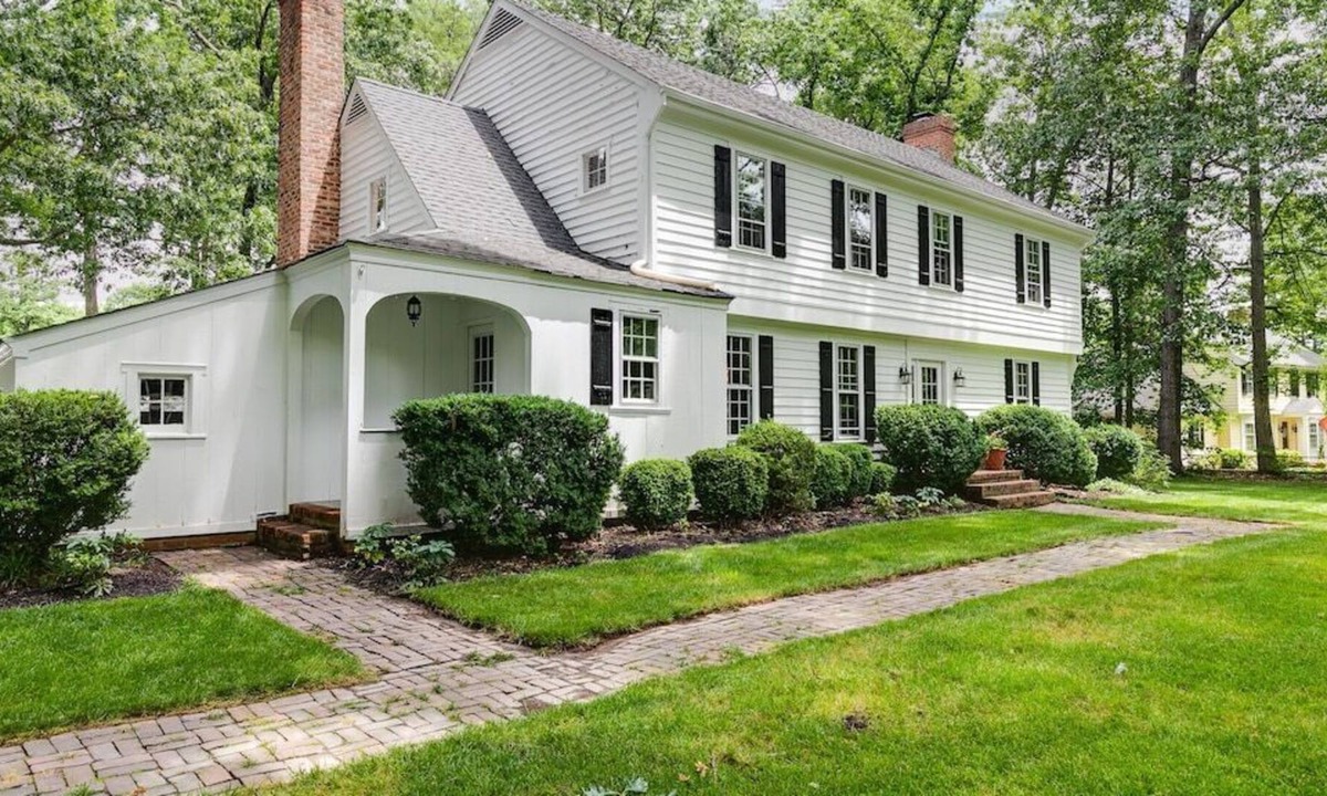 Cozy Located The Suburbs Of Richmond | Midlothian